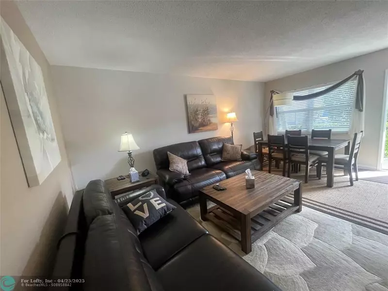 2050 NE 39th St #S103, Lighthouse Point, FL 33064