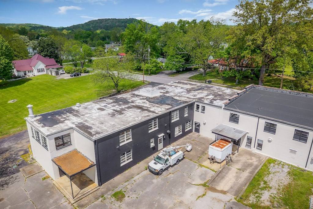 Livingston, TN 38570,317 E University St