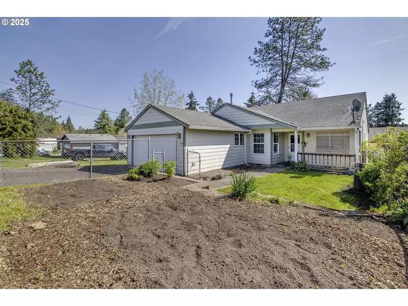 1030 1ST AVE, Vernonia, OR 97064