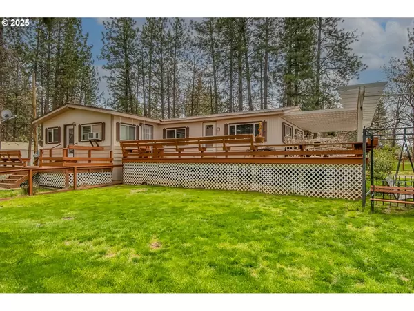 12 N Frontage RD,  Wamic,  OR 97063