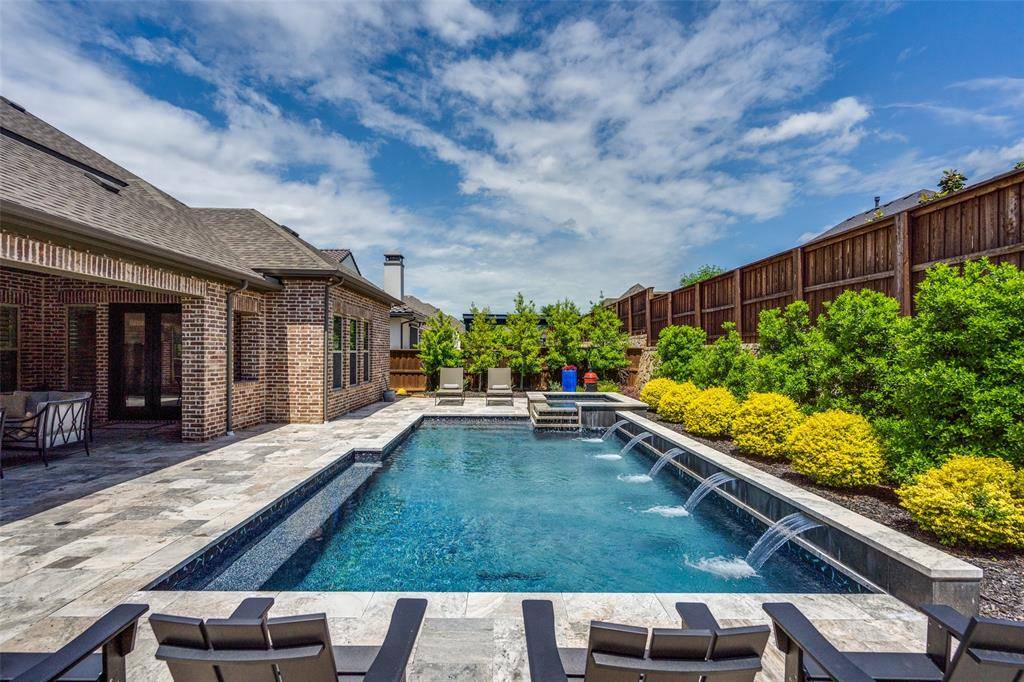 Allen, TX 75013,913 Leonard Lane