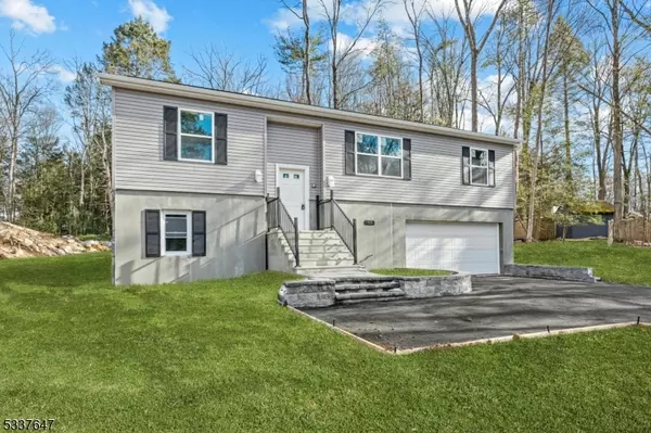 119 Armstrong Rd, Montague Twp., NJ 07827