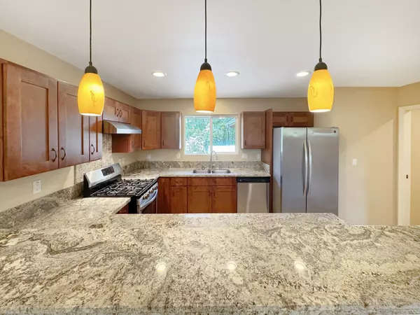 Keaau, HI 96749,15-1580 17TH AVE