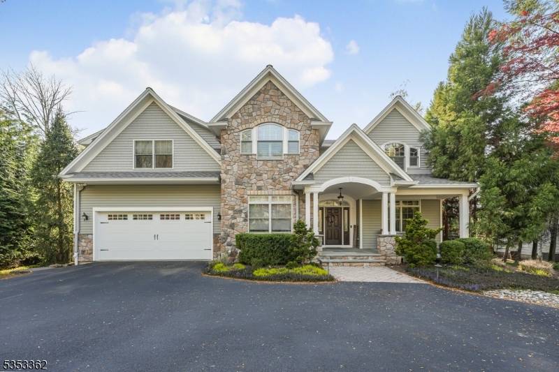 Wayne Twp., NJ 07470,334 Pines Lake Dr