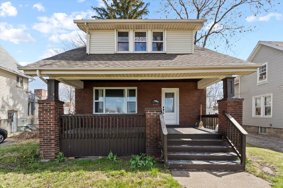 Windsor, ON N9A 5C4,394 Crawford AVE