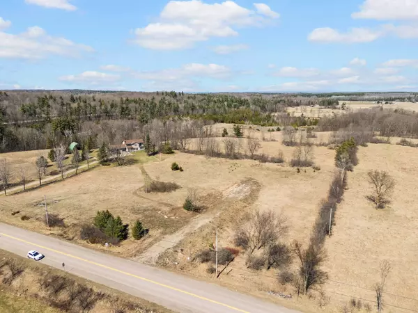 Mcnab/braeside, ON K0A 3L0,01 Burnstown RD