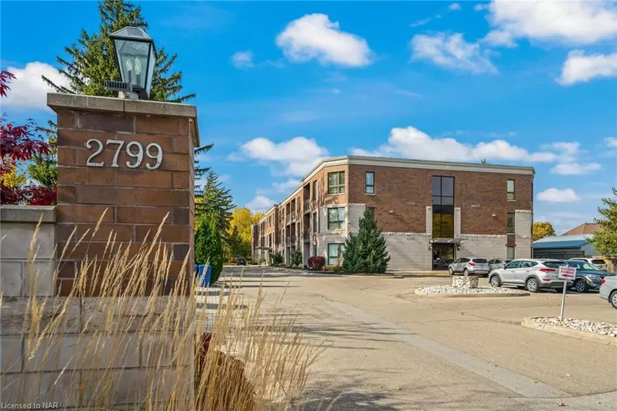 2799 ST PAUL AVE #113, Niagara Falls, ON L2J 2L3