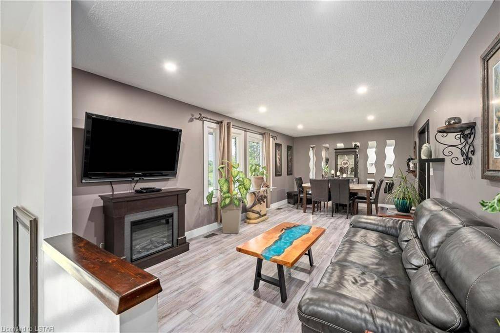 West Elgin, ON N0L 2L0,173 JANE ST