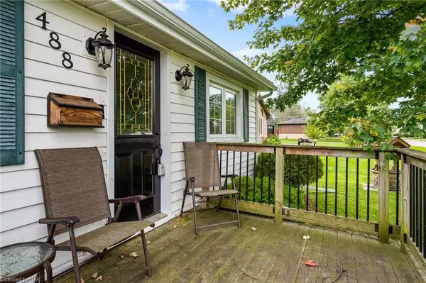 Fort Erie, ON L2A 5B1,488 PARKDALE AVE