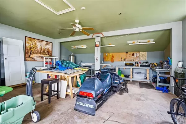 Fort Erie, ON L2A 5B1,488 PARKDALE AVE