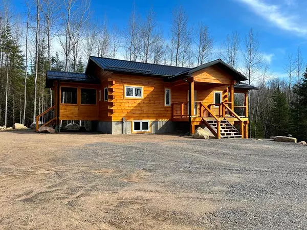 6587 Elephant Lake RD, Dysart Et Al, ON K0L 1X0