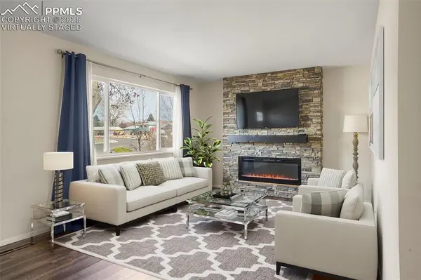 Colorado Springs, CO 80918,4730 Shadowglen DR