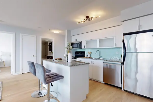 80 Western Battery RD #1707, Toronto C01, ON M6K 3S1