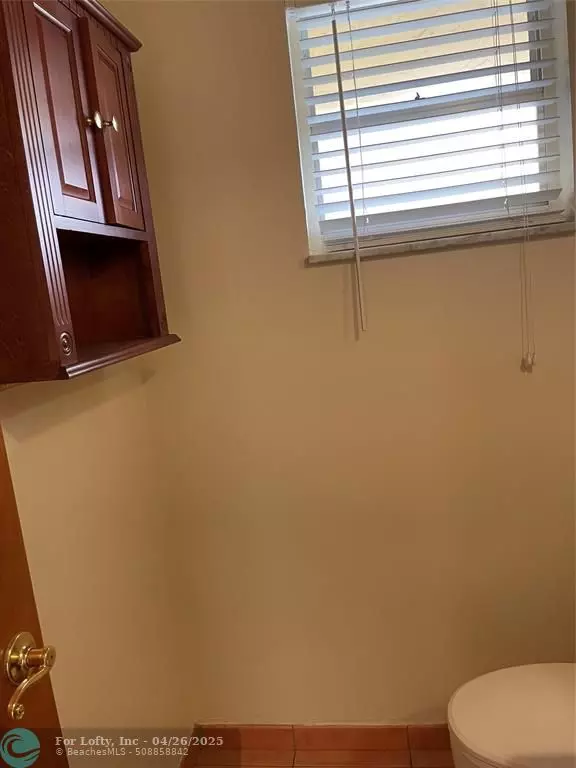 Miami, FL 33138,8931 NE 4th Avenue Rd #8931