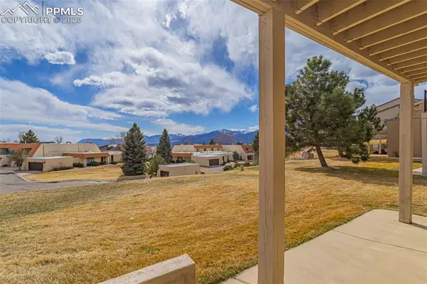 Colorado Springs, CO 80921,370 Mission Hill WAY