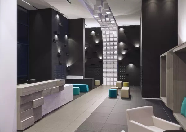 99 Broadway AVE #2518, Toronto C10, ON M4P 0E3