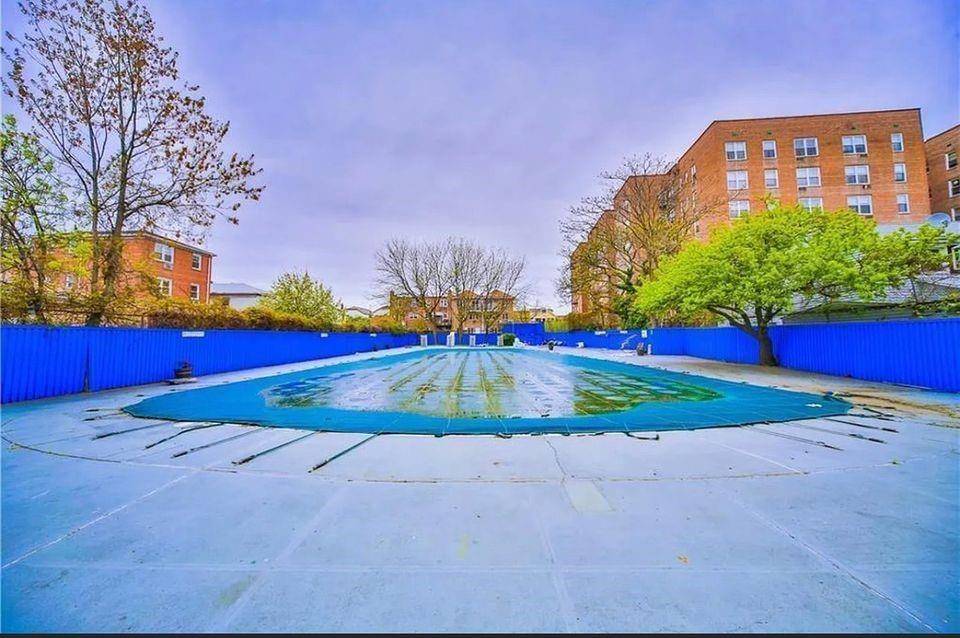 Brooklyn, NY 11235,1237 Avenue Z #6U