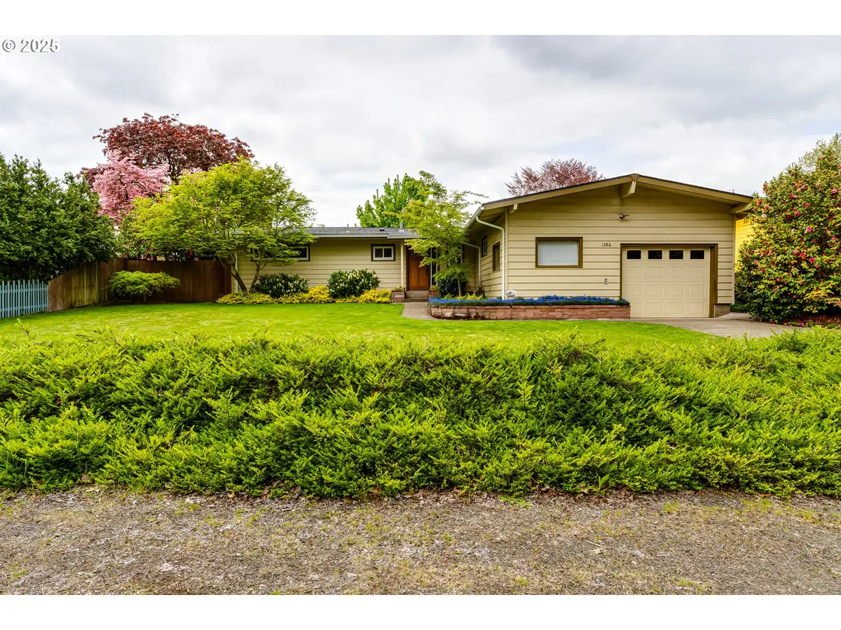 1286 SUNNY DR, Eugene, OR 97404