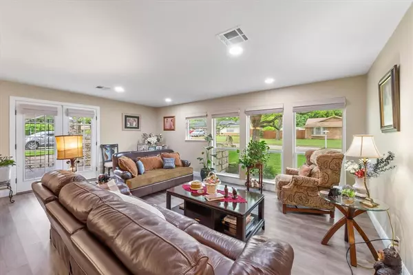 Hillsboro, TX 76645,1410 Hummingbird Drive