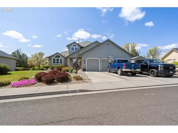 1741 SW 18TH ST, Pendleton, OR 97801