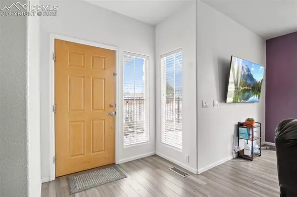 Colorado Springs, CO 80923,6421 Black Sand VW