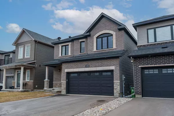 Orleans - Cumberland And Area, ON K4A 5N9,138 SHALLOW POND PL