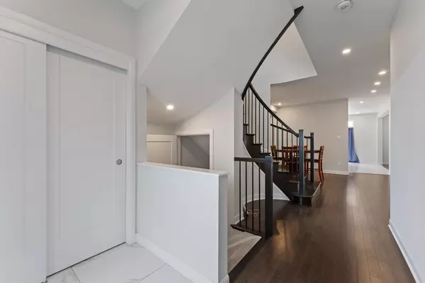 Orleans - Cumberland And Area, ON K4A 5N9,138 SHALLOW POND PL