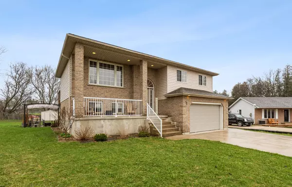 Chatsworth, ON N0H 1G0,72 Jane ST