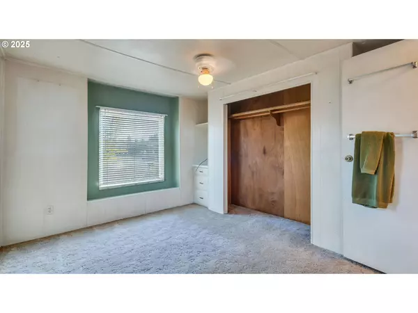 Keizer, OR 97303,5355 RIVER RD N #56