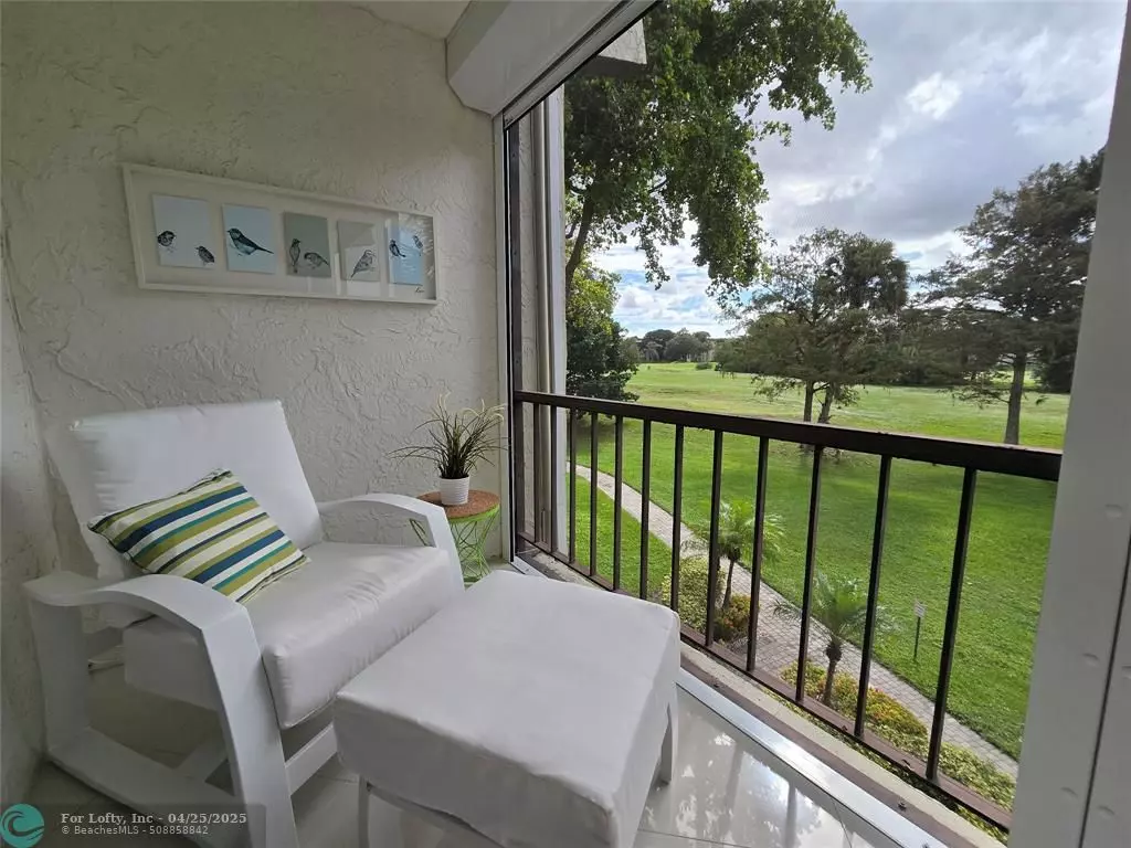 Lauderhill, FL 33319,6200 NW 44th St #301