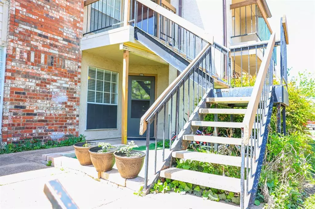 Dallas, TX 75243,12482 Abrams Road #1305