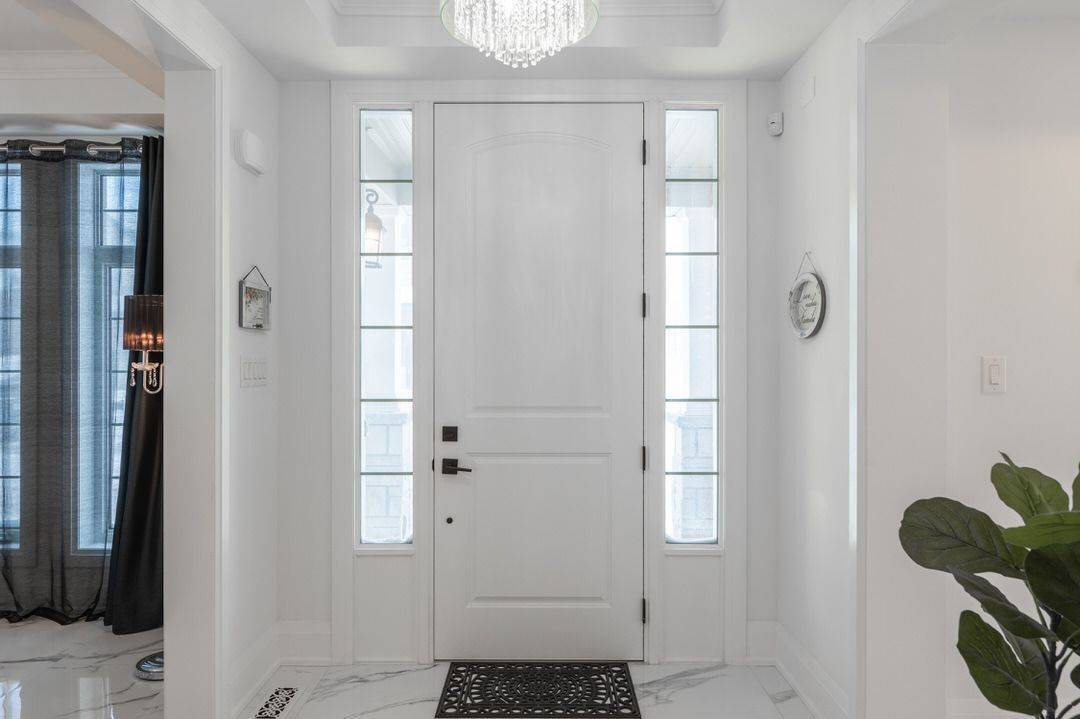 Cavan Monaghan, ON L0A 1G0,44 Bromont DR