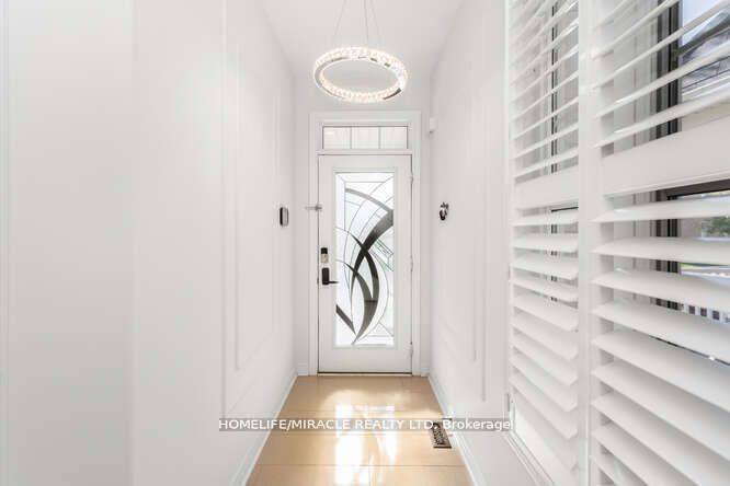 Milton, ON L9T 8A6,452 Nairn CIR