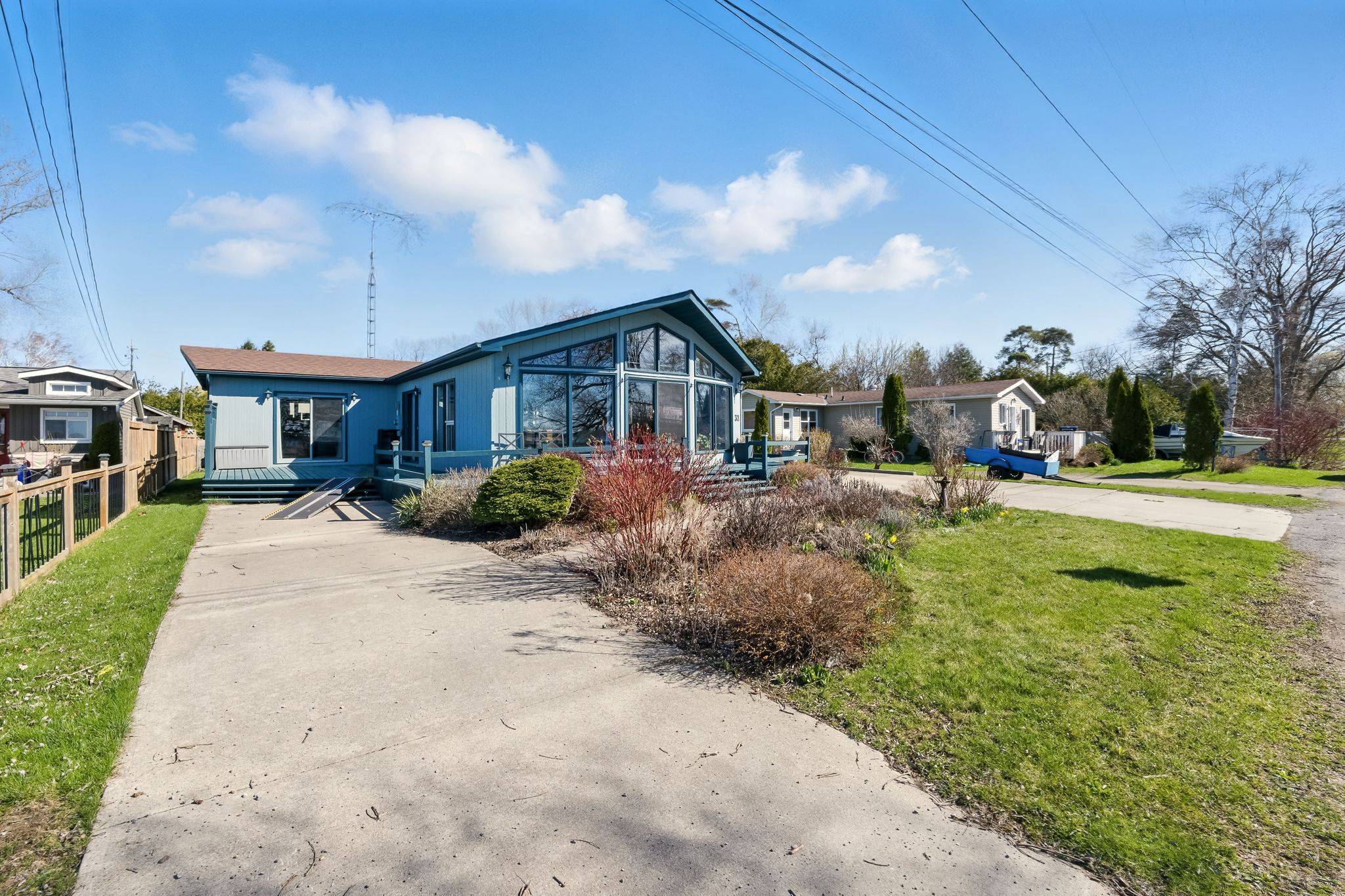 Brighton, ON K0K 1H0,32 Price ST W
