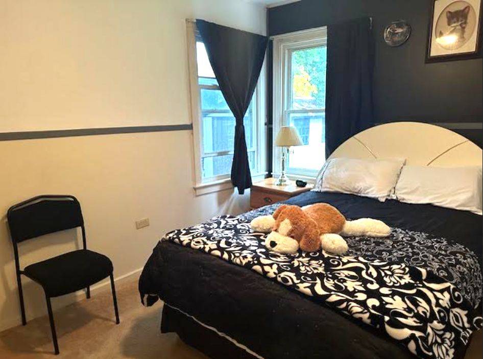Kawartha Lakes, ON K9V 4G8,69 Victoria AVE N