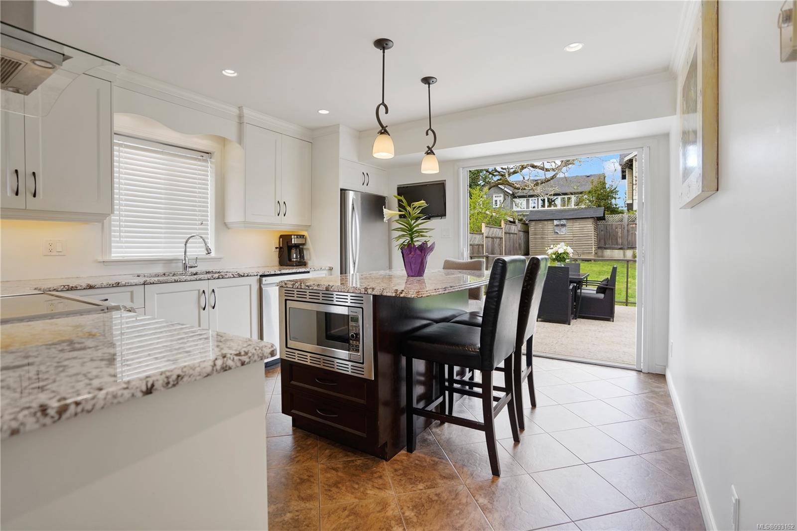 Saanich, BC V8Z 2Z9,1246 Alan Rd