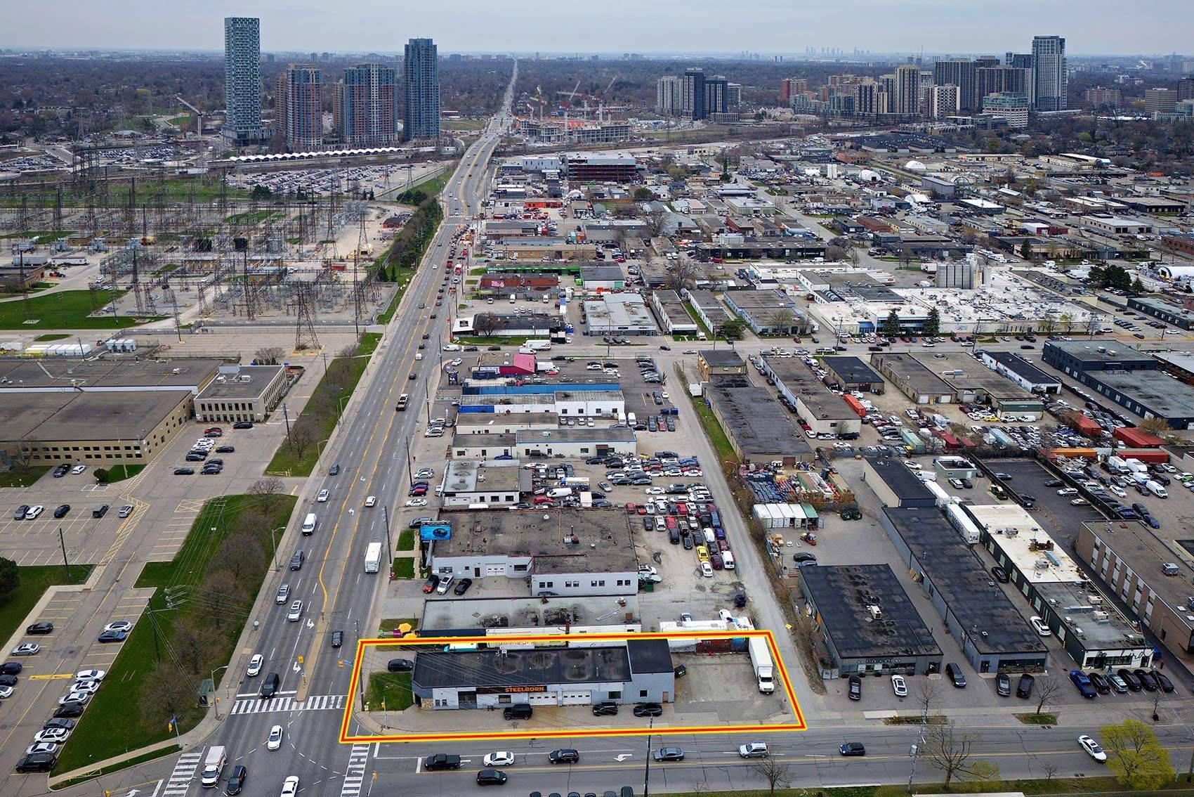Toronto W08, ON M8Z 5G8,815 Kipling AVE