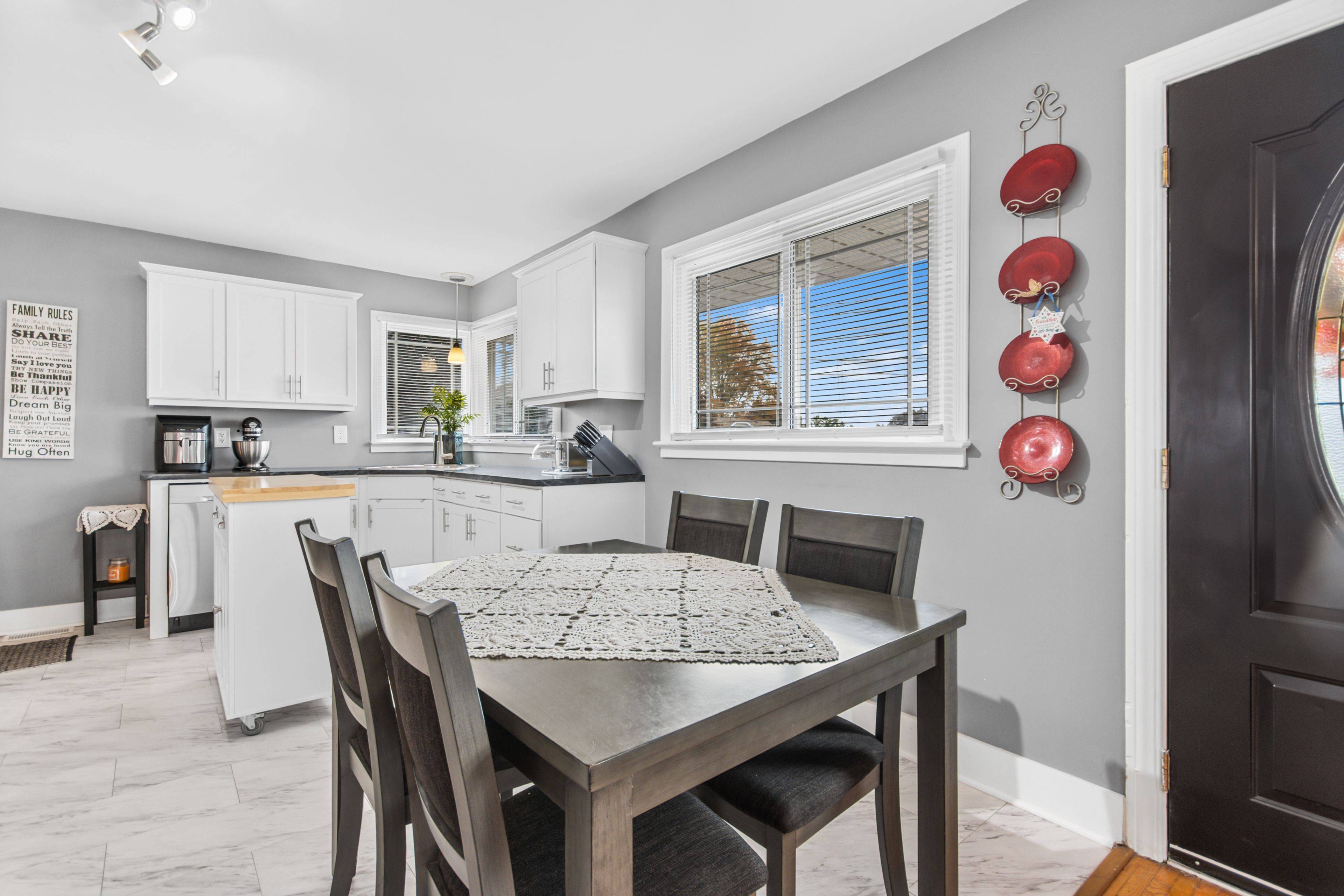 Greater Napanee, ON K7R 2Y8,171 York ST
