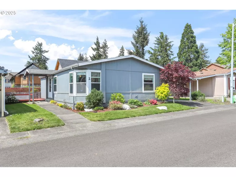 10698 NE Cone ST #2, Donald, OR 97020