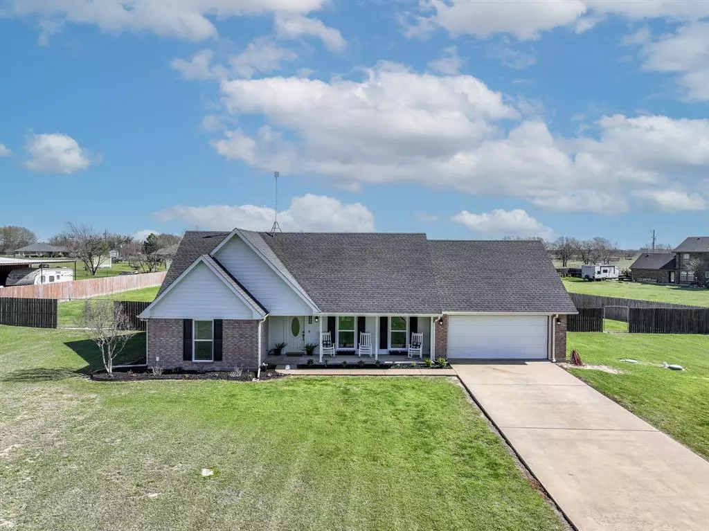 Oak Ridge, TX 75142,1122 Water Oak Drive