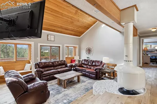 Woodland Park, CO 80863,1220 Ponderosa WAY