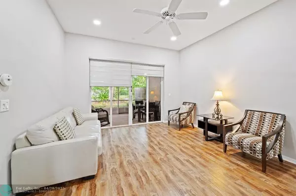 Tamarac, FL 33321,10274 Lombardy Dr #10274