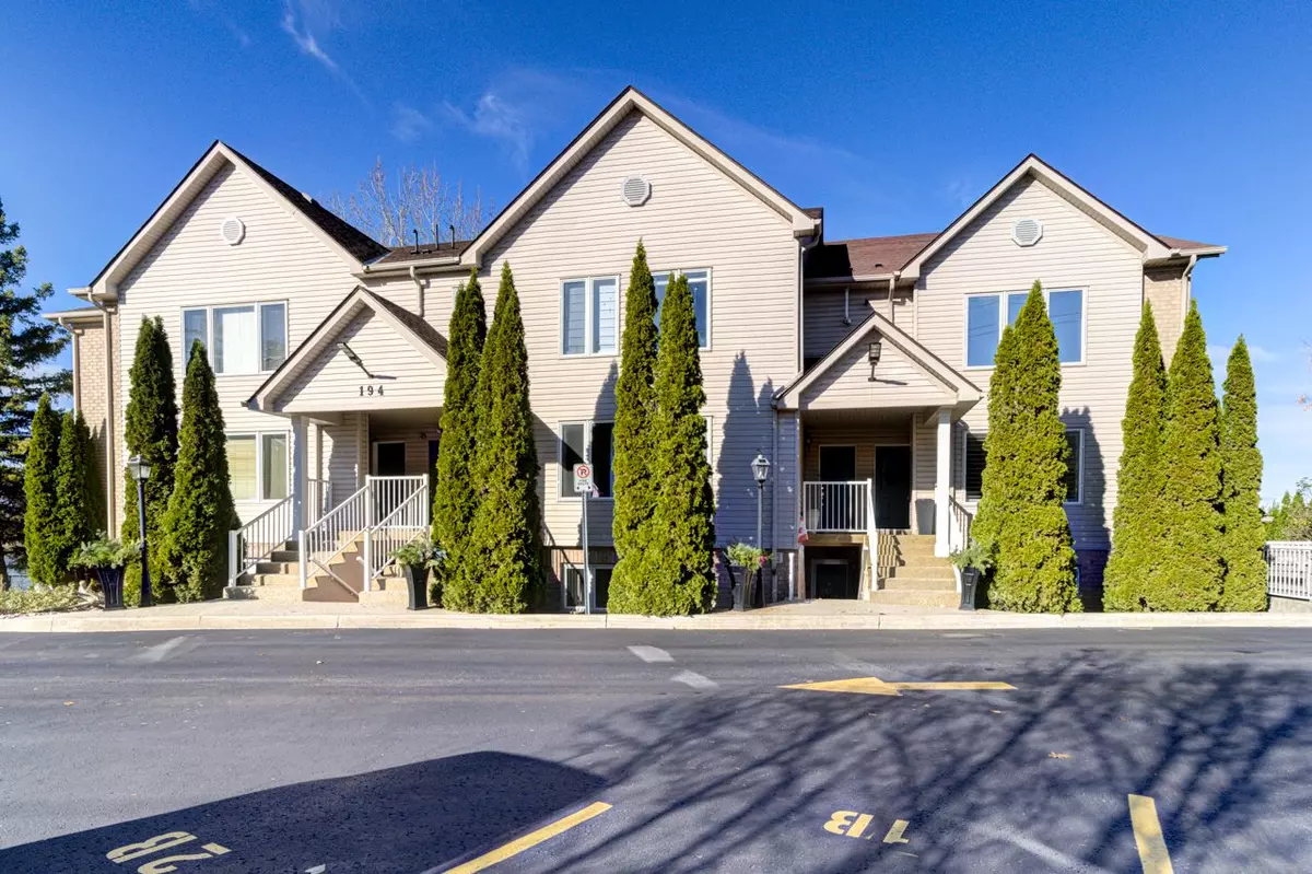 Wasaga Beach, ON L9Z 2L6,194 RIVER RD E #2C
