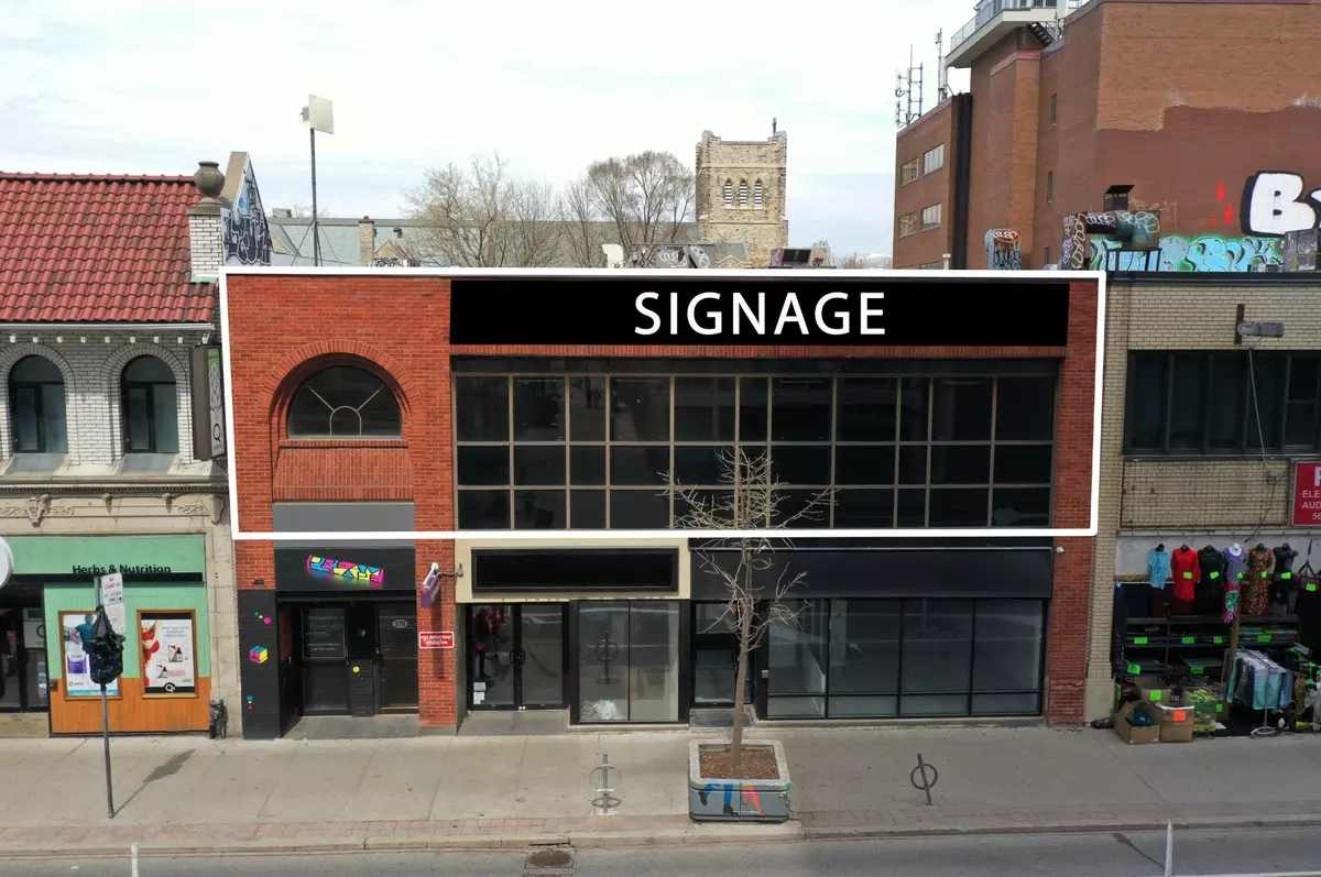 Toronto C02, ON M6G 1K1,570 Bloor ST W #Unit 200