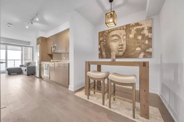 Oshawa, ON L1J 0R5,2550 Simcoe ST N #1012