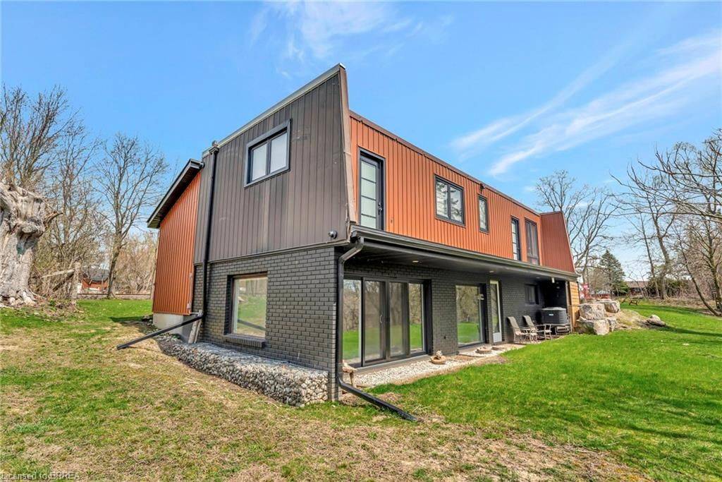 Brantford, ON N3T 5L9,1 Old Onondaga RD W