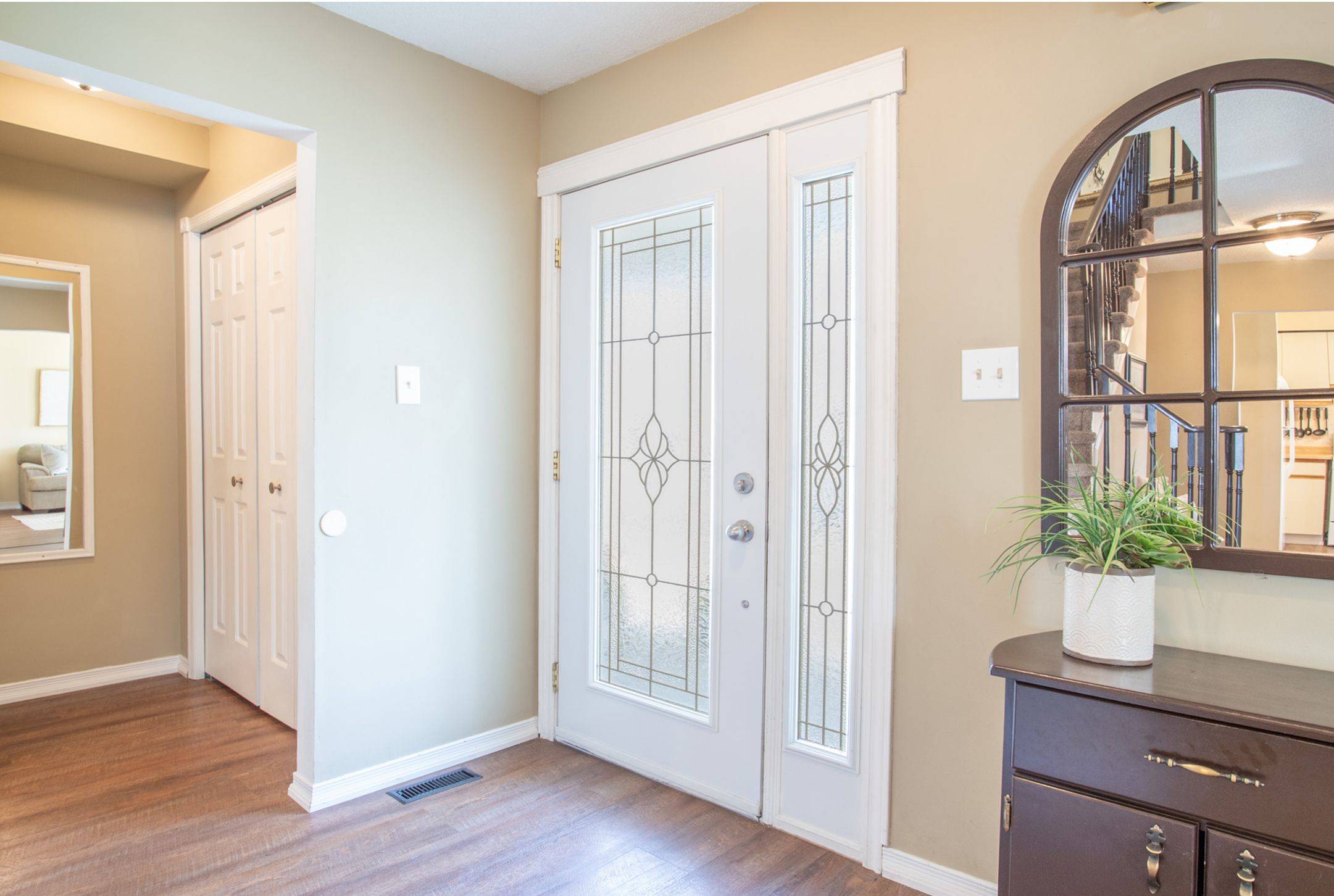 Scugog, ON L9L 1E4,138 Allan ST
