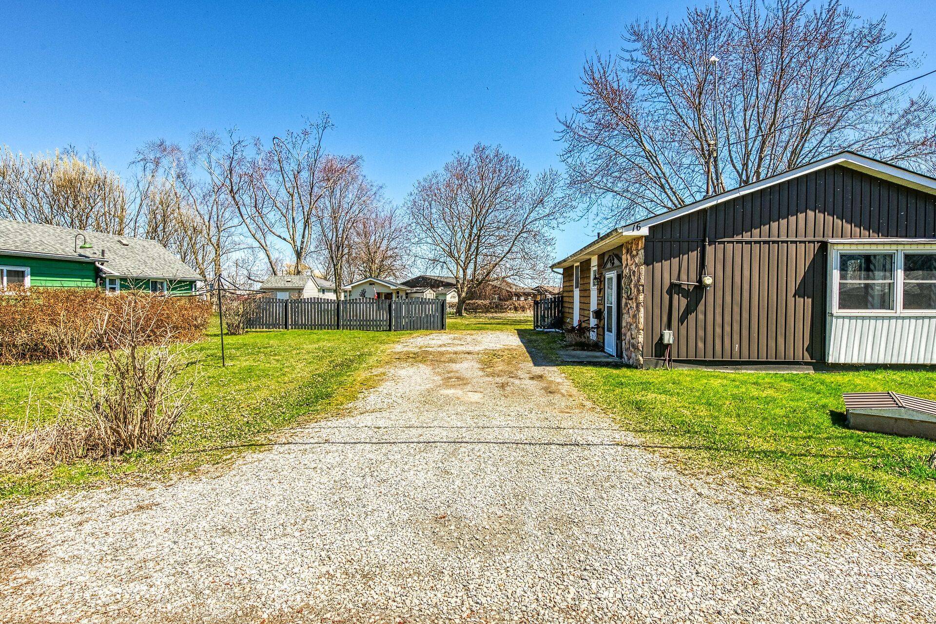 Haldimand, ON N0A 1L0,16 Witherspoon DR