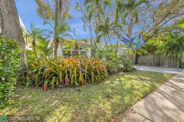 Fort Lauderdale, FL 33301,1004 NE 3 ST single family