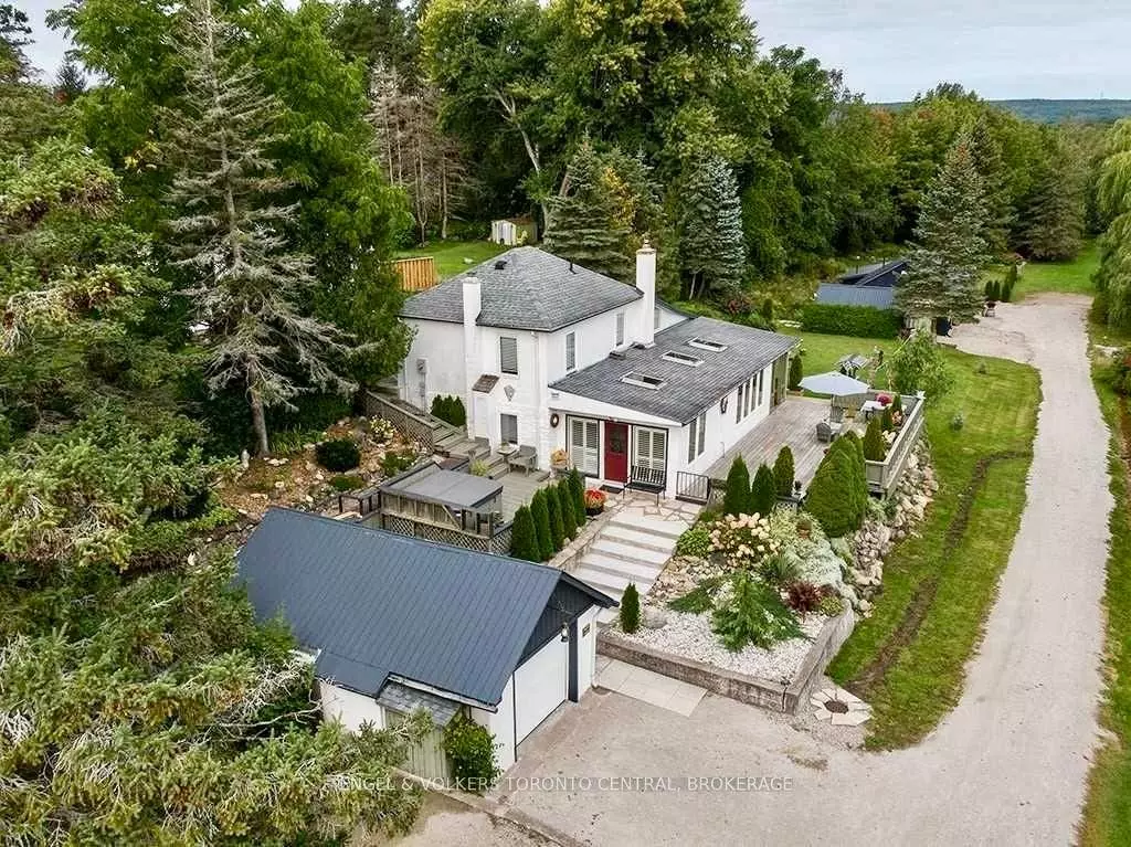 Meaford, ON N4L 0A7,226079 Centreville RD